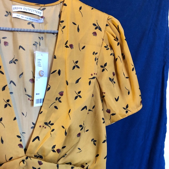 NWT Urban Outfitters Silky Floral Button Dress - Picture 4 of 5